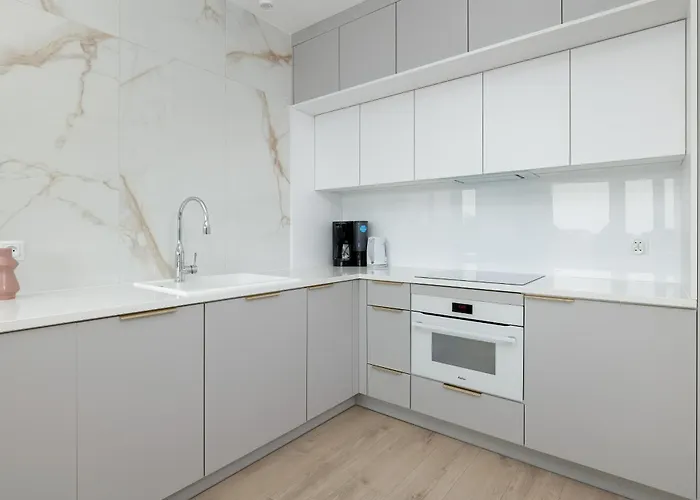 Apartment Marina Sea View - By Jantar *